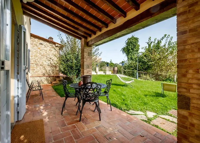 Apartamento With Valley Views Near Cortona