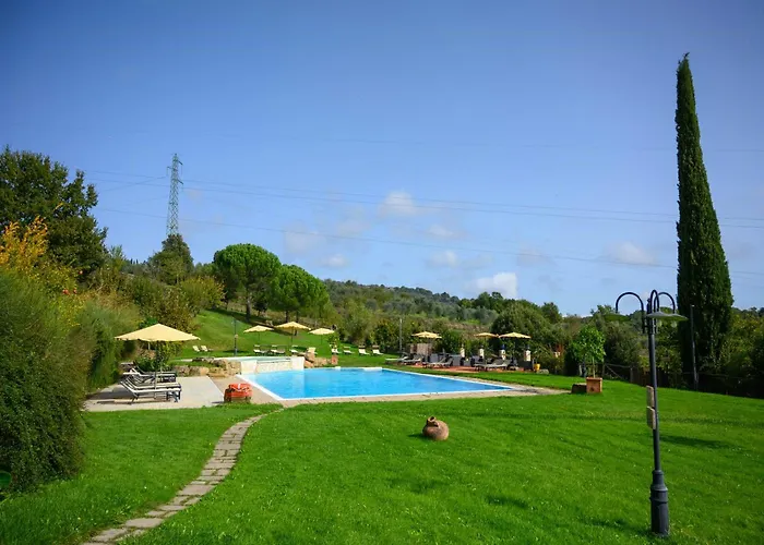 With Valley Views Near Cortona Civitella in Val di Chiana